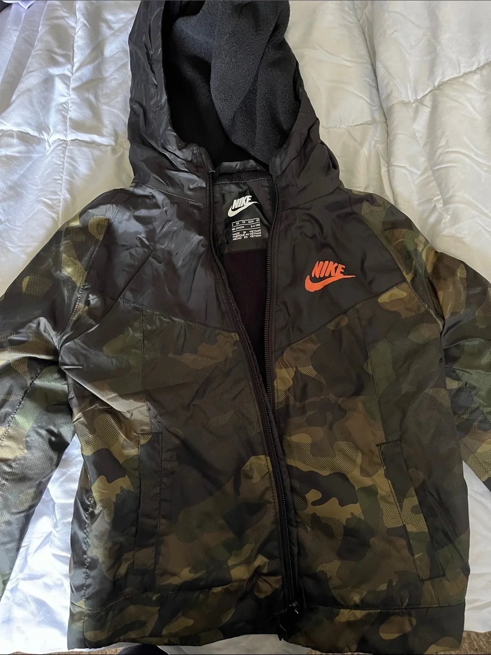 Nike Men’s Camo Windbreaker Jacket with Orange Logo
